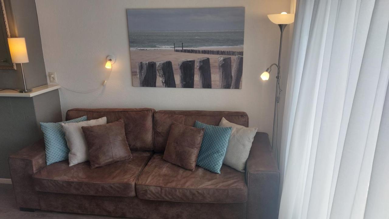 Appartement Met Inpandig Balkon, 150 Meter Verwijderd Van Strand En Centrum 주테란데 외부 사진