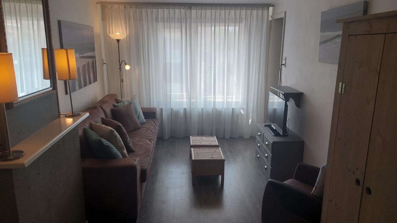Appartement Met Inpandig Balkon, 150 Meter Verwijderd Van Strand En Centrum 주테란데 외부 사진