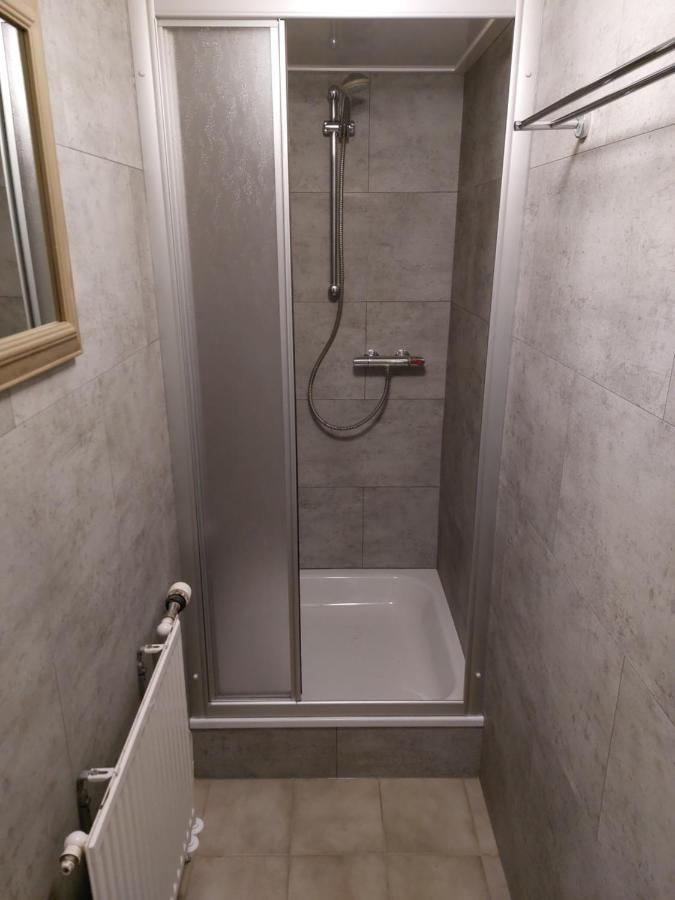 Appartement Met Inpandig Balkon, 150 Meter Verwijderd Van Strand En Centrum 주테란데 외부 사진