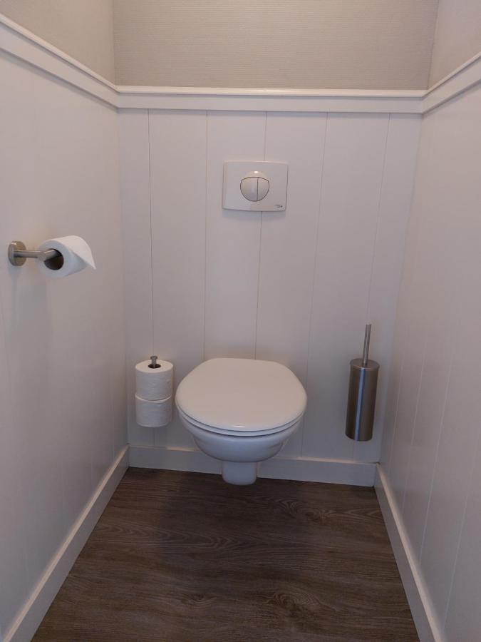 Appartement Met Inpandig Balkon, 150 Meter Verwijderd Van Strand En Centrum 주테란데 외부 사진